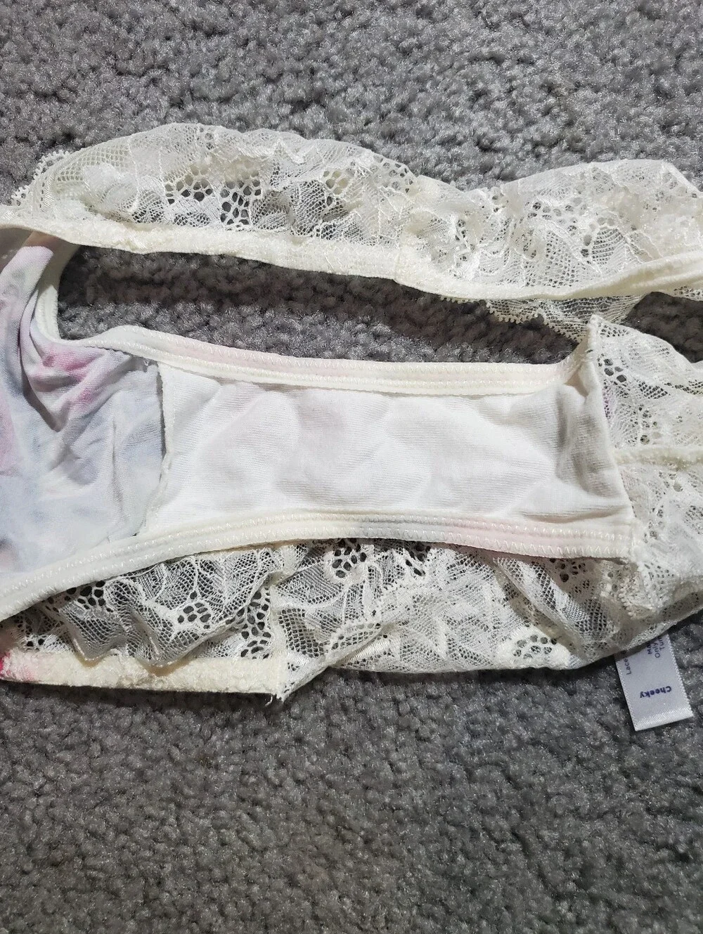 Cacique Cream and Pink Floral Lace Bra Set